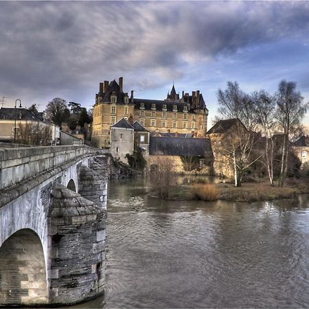 Chateau De Durtal Bed & Breakfast Dış mekan fotoğraf